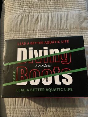 Diving Boots